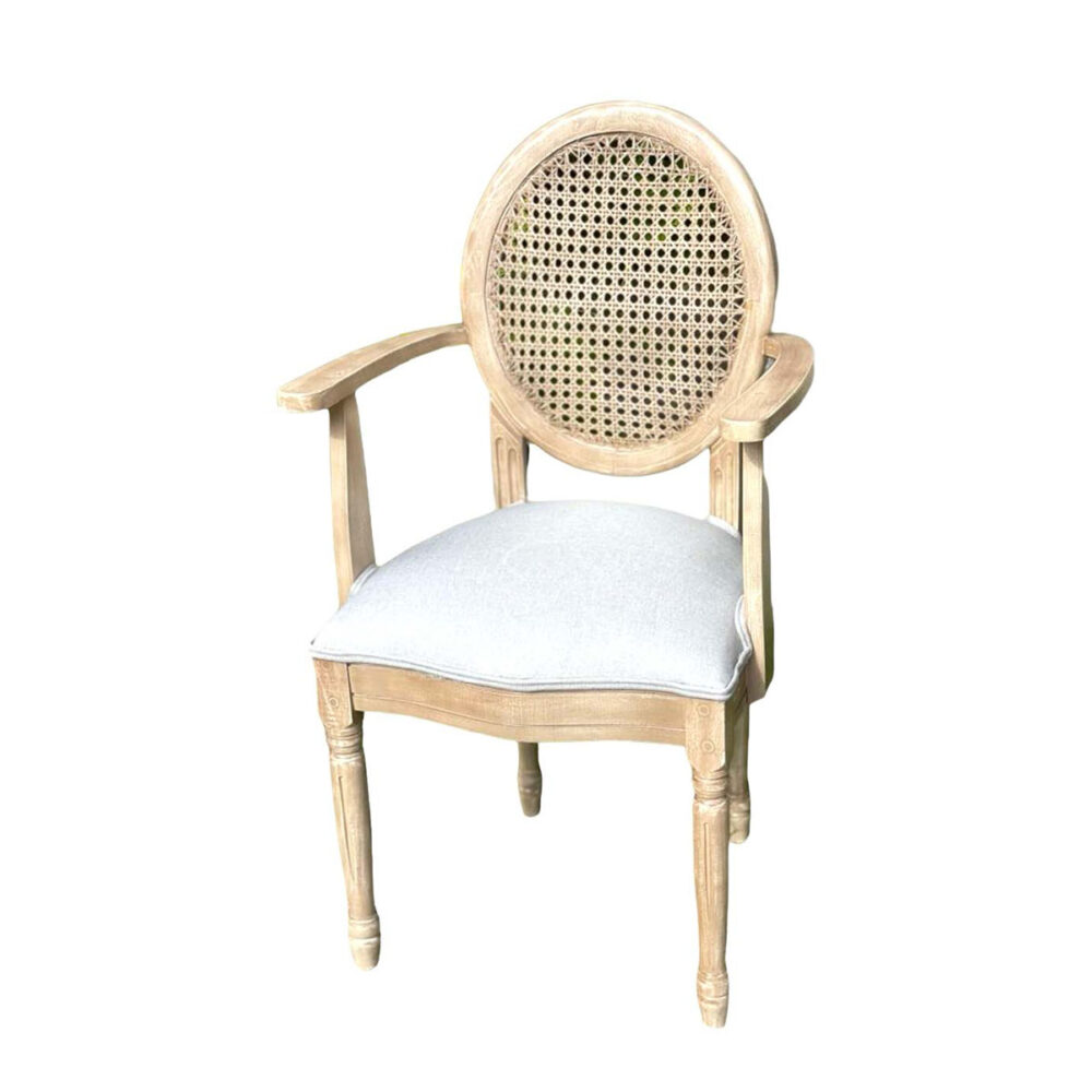 Silla Luis XV Respaldo y Coderas de Bejuco